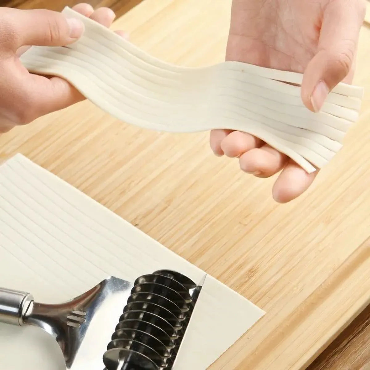 Manual Stainless Steel Noodle Cutter
